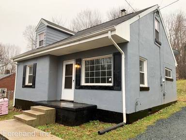 Main picture of 2620 Mayflower Dr