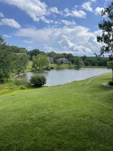 Main picture of 2114 Deer Run
