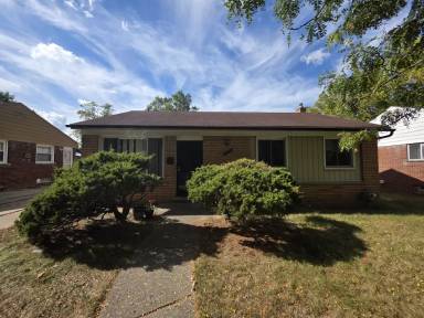 Main picture of 12949 Bramell St