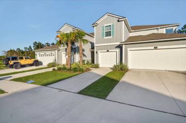 Main picture of 33 Coastline Way