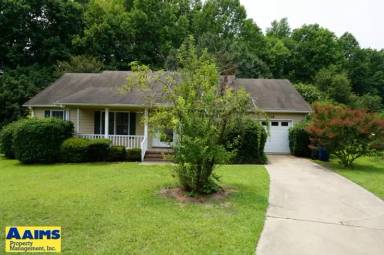 Main picture of 6716 Newland Cir