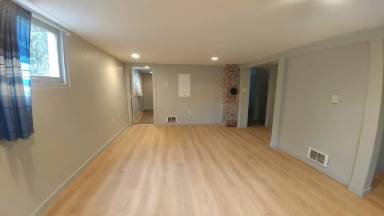 Main picture of 2107 S Ainsworth Ave