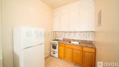 Main picture of 2116 Hoyt Ave S