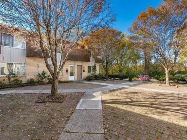 Main picture of 7278 Broadwyn Dr