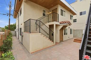 Main picture of 3431 Edgehill