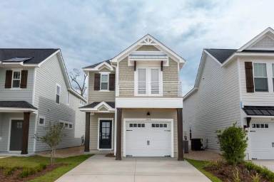 Main picture of 1414 Landon Hills Dr