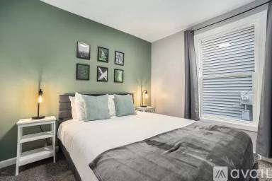 Main picture of 415 6th St NW