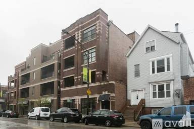 Main picture of 1438 W Belmont Ave