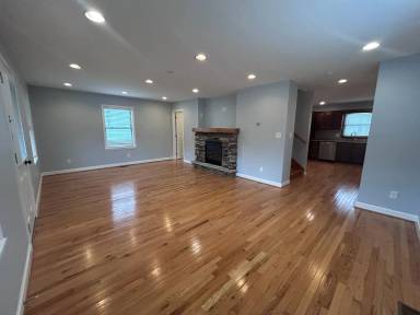 Main picture of 209 Delmar St