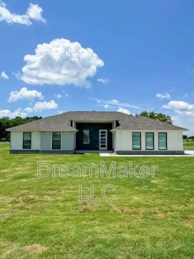 Main picture of 5386 Lily Ln