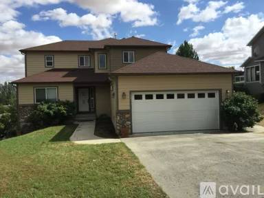 Main picture of 725 SW Staley Dr