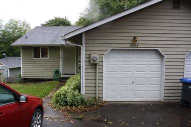 Main picture of 3922 Redemption Ave SE
