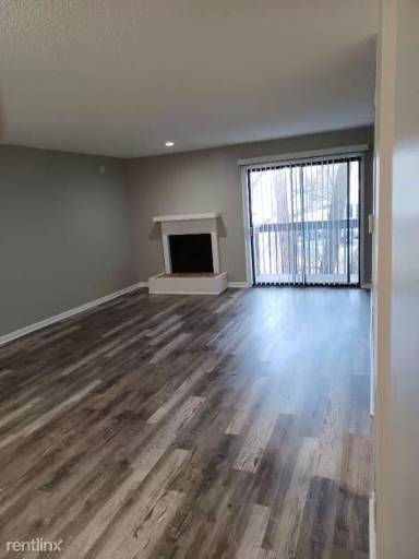 Main picture of 2214 SW 29th Ter