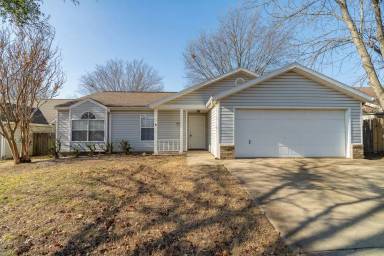 Main picture of 1479 N Weatherwood Ct