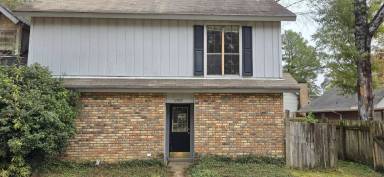Main picture of 2508 Melody Ln