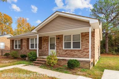 Main picture of 517 Lark Ln