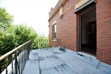 Main picture of 2419 Poppleton Ave