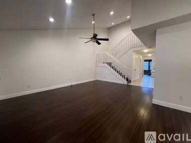 Main picture of 755 Cove Way
