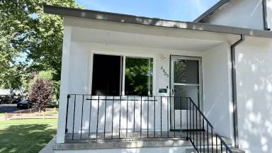 Main picture of 2205 O St