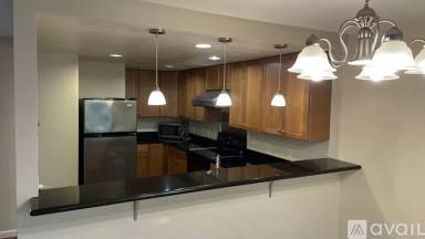 Main picture of 641 Stonegate Dr