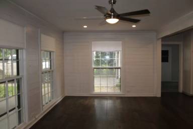 Main picture of 1107 N Wall St