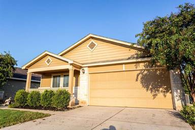 Main picture of 821 Tumlinson Fort Way
