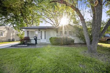 Main picture of 1636 Flynn St