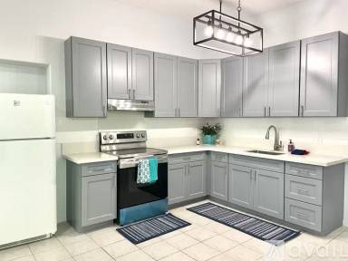Main picture of 818 Lehua Ave