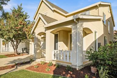 Main picture of 2018 McKenzie Pl