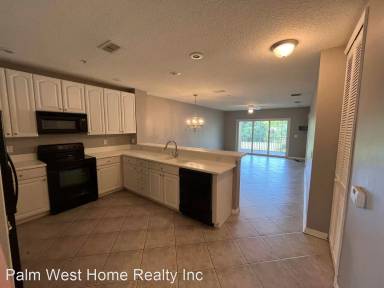 Main picture of 1300 Canopy Walk Ln