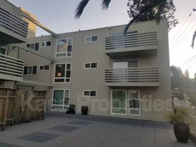 Main picture of 2255 Hearst Ave