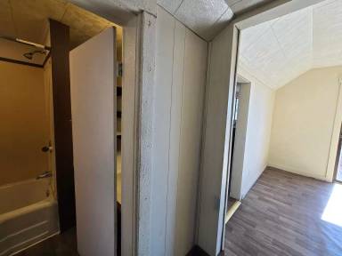 Main picture of 714 N Cottage Grv