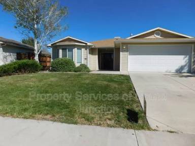 Main picture of 434 1/2 Jornada St
