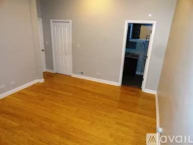 Main picture of 2101 N Hoyne Ave