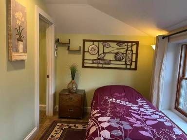 Main picture of 1087 N Hoosac Rd