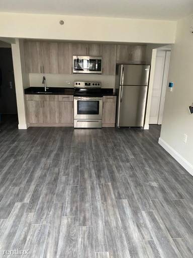 Main picture of 609 Tinton Ave