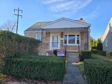 Main picture of 4619 Highland Ave