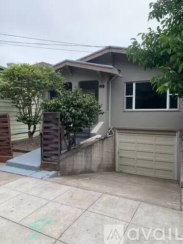 Main picture of 210-12 San Antonio Ave
