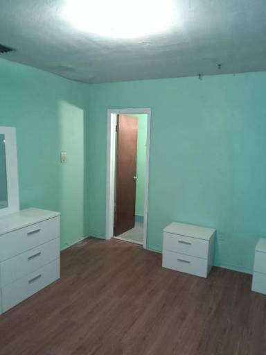 Main picture of 1621 NW 56th St