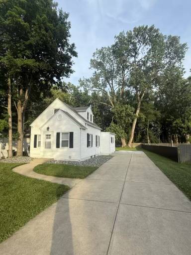 Main picture of 36370 S Riverview Dr