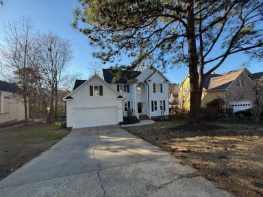 Main picture of 110 Modena Dr