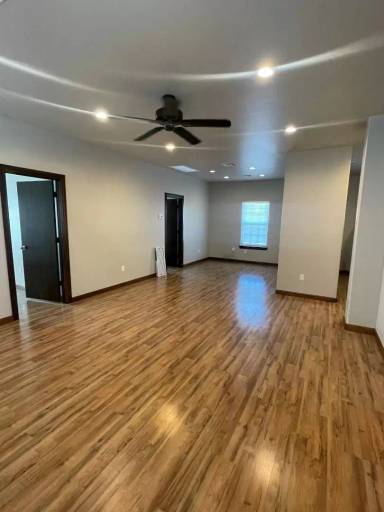 Main picture of 432 E Symmes St