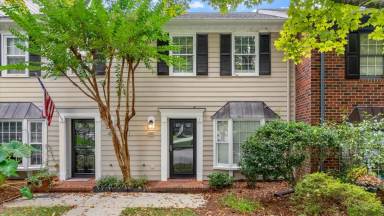 Main picture of 5434 Winters Way