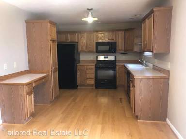 Main picture of 456 Springbrook Ct