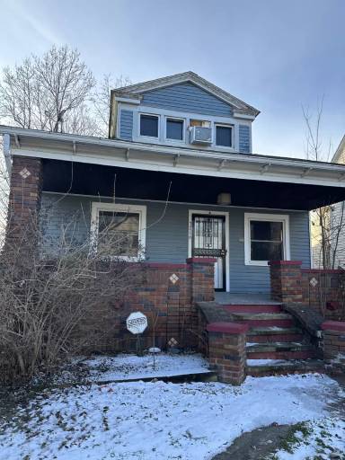 Main picture of 3716 E 52nd St