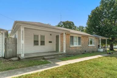 Main picture of 426 W Stanford St