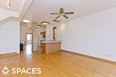 Main picture of 1832 N Wood St