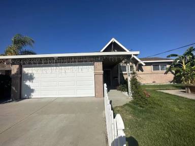 Main picture of 43325 Isle Royal St