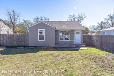 Main picture of 2205 39th St