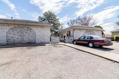 Main picture of 1103 S Jackson St